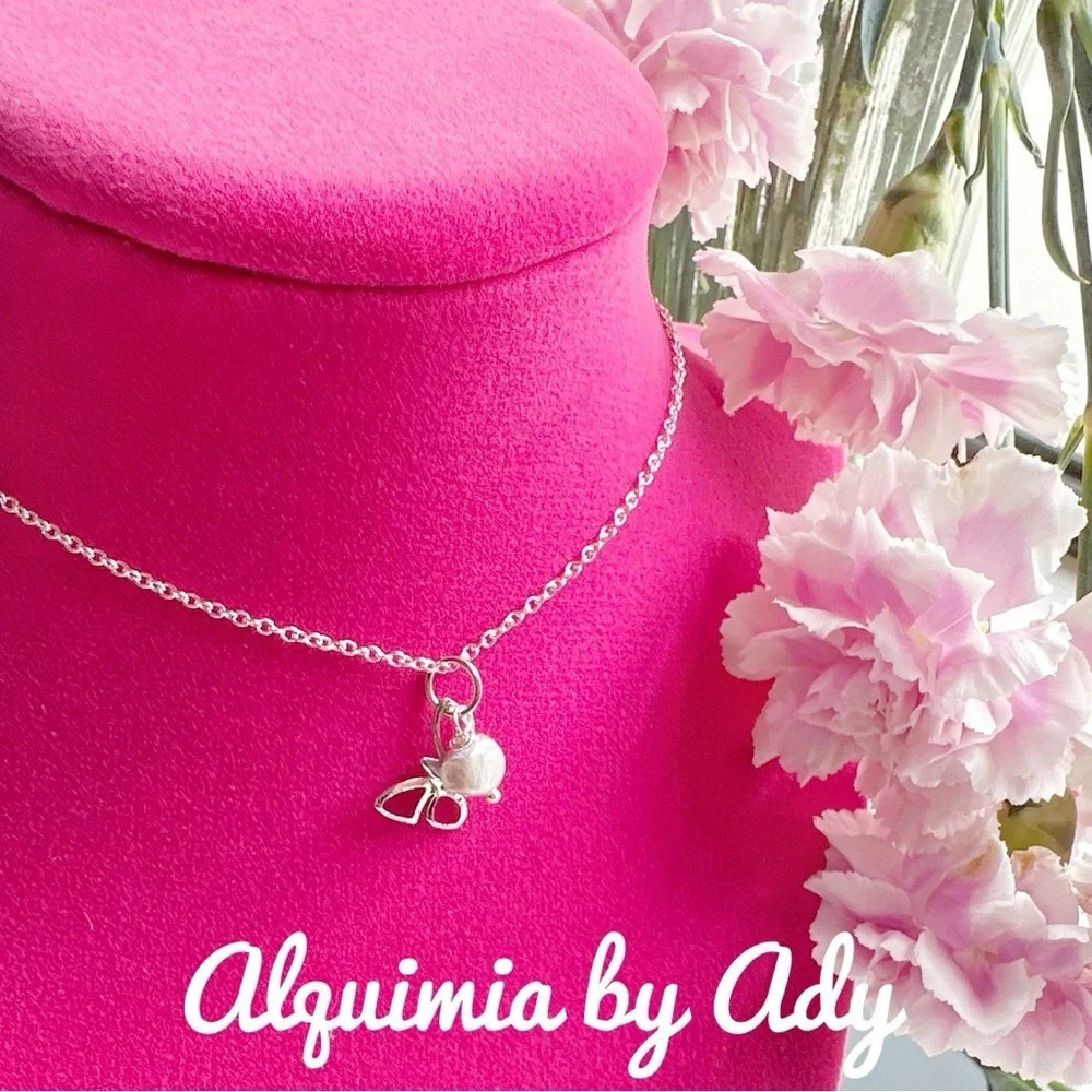 Silver statement 925 stamped dainty freshwater pearl butterfly charm necklace
